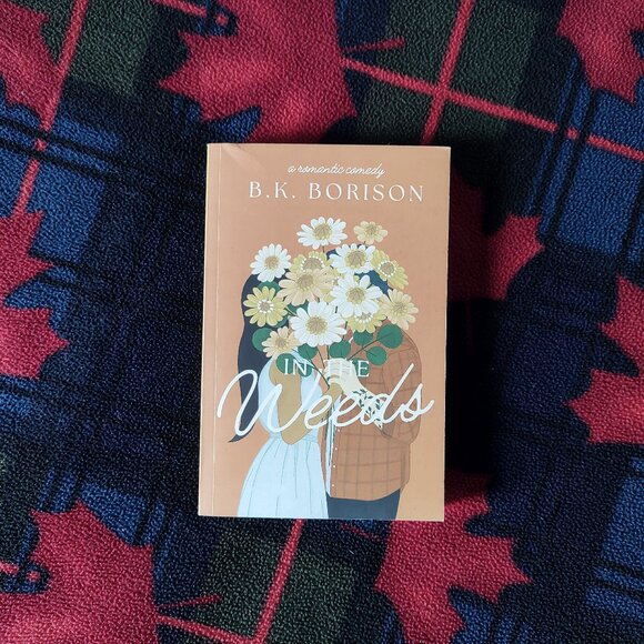 📚 3/$15 or 5/$20 📚 Novel - In the Weeds (Lovelight Farms #2) - Picture 1 of 2